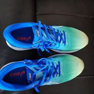 Asics GT 1000 10 Mens shoes size 11